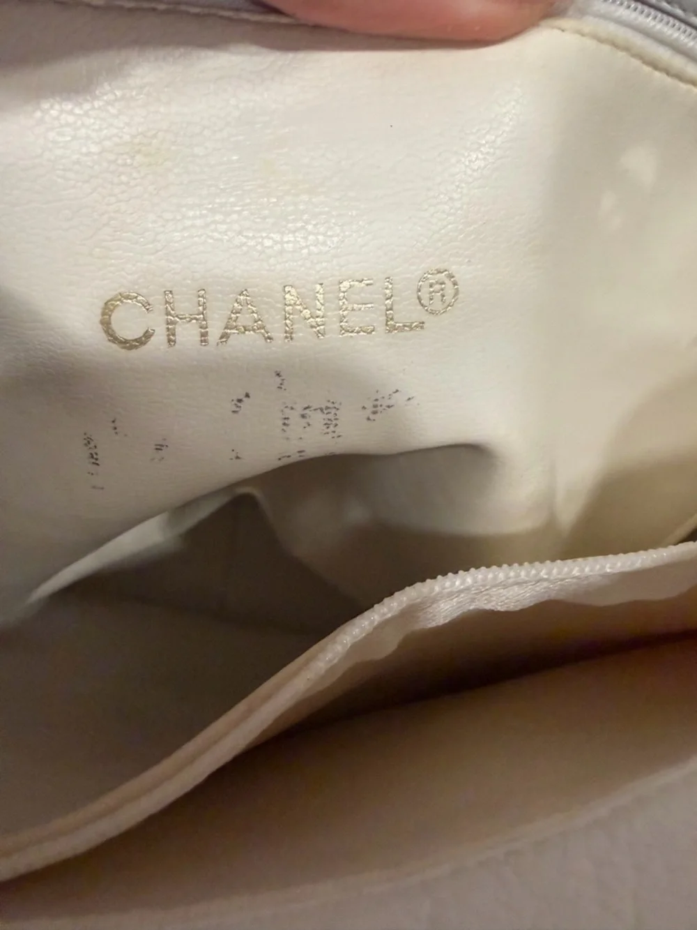 Chanel Vintage Lambskin Quilted Shoulder Bag white-